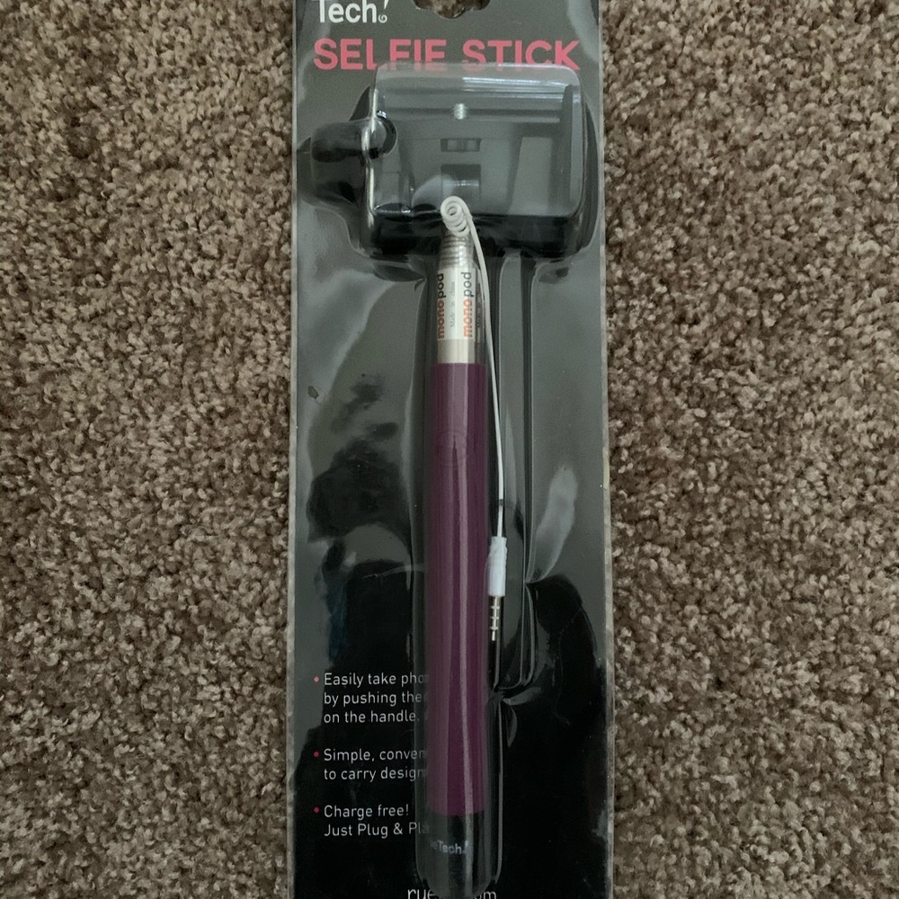 Rue Tech Selfie Stick - Plum